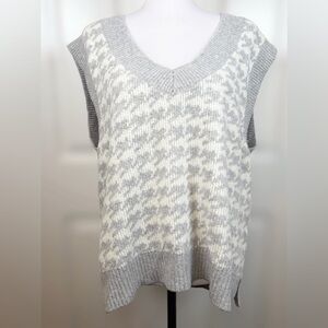 Abercrombie & Fitch Gray Houndstooth Sweater Vest V Neck | Large